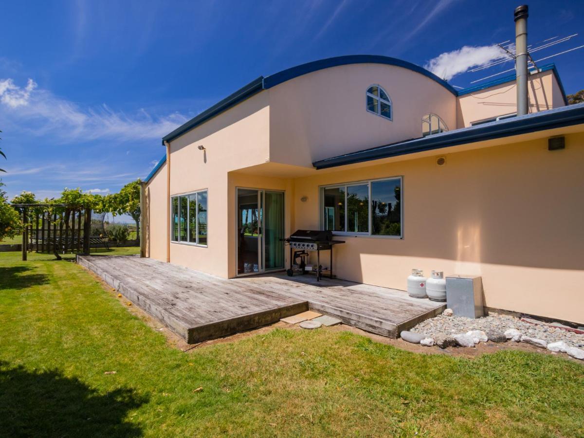 La Casa Al Mare - Golden Bay Beach House Tasman Exterior photo