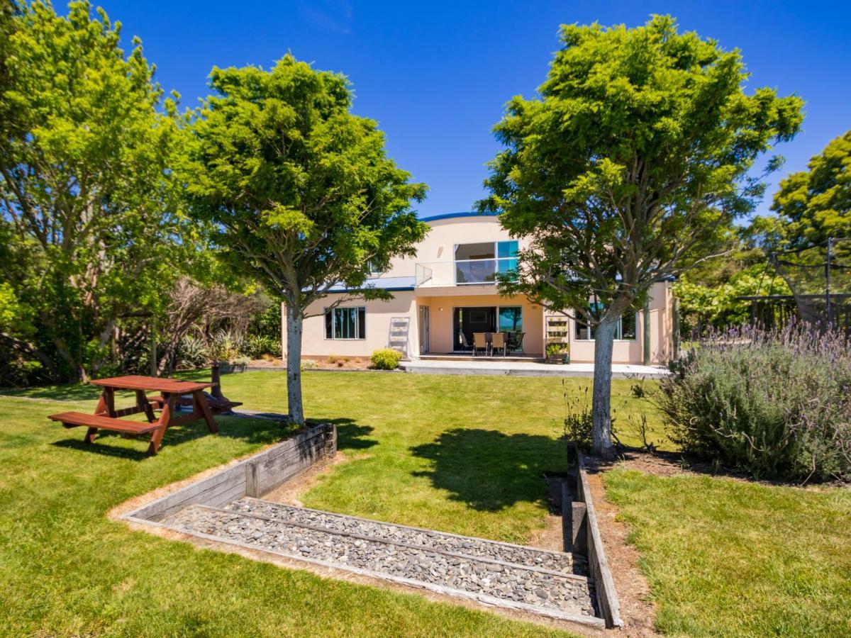 La Casa Al Mare - Golden Bay Beach House Tasman Exterior photo