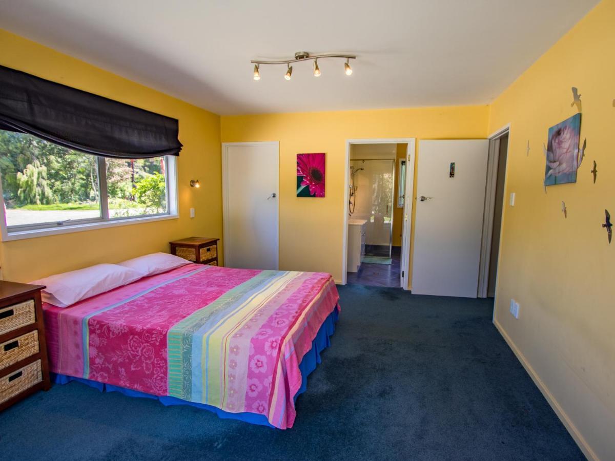 La Casa Al Mare - Golden Bay Beach House Tasman Exterior photo